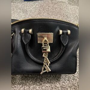 Dkny crossbody